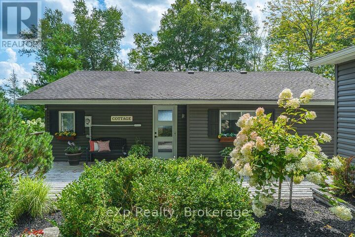 Property Photo:  1 1st Avenue South  ON N0H 2T0 