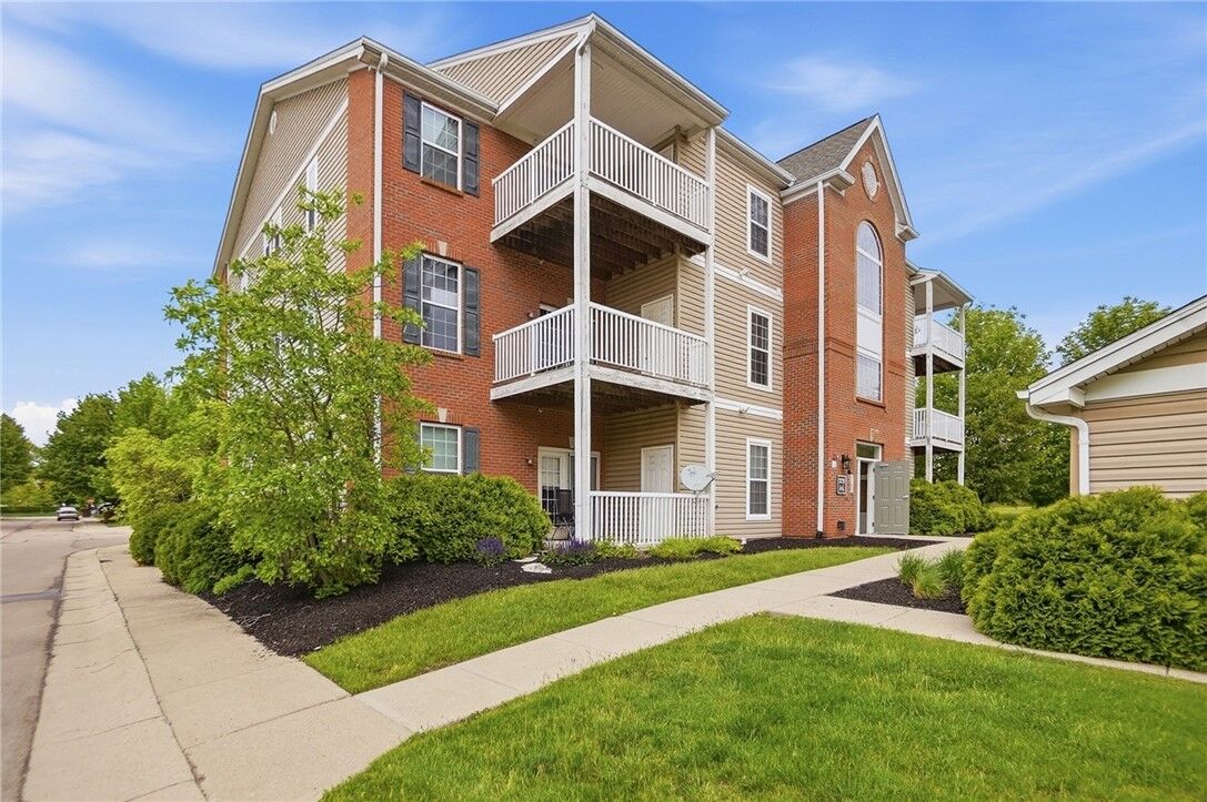 Property Photo:  3770 Hayes Court K  OH 45431 