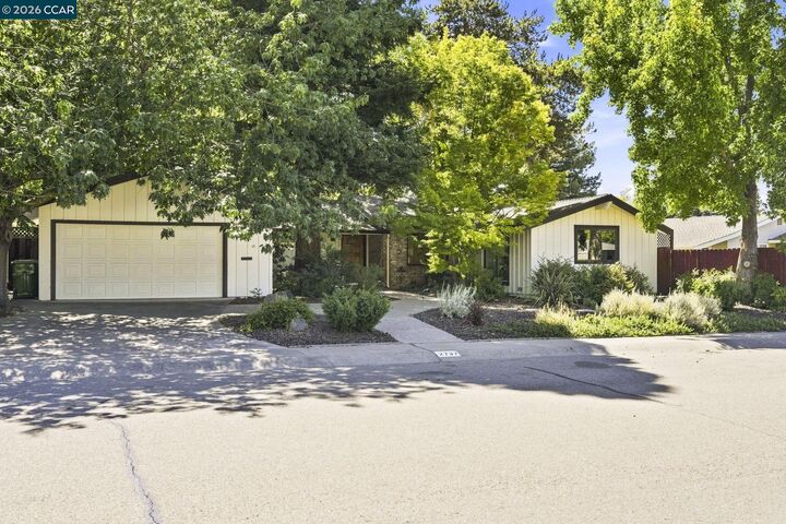 Property Photo:  2737 San Antonio Dr  CA 94598 