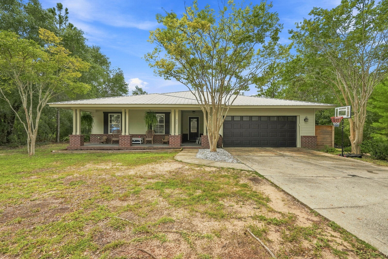 Property Photo:  537 Hunters Ridge Road  FL 32433 