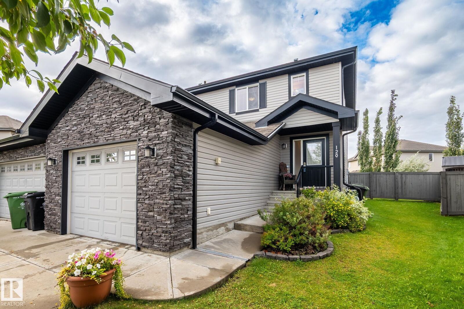 Property Photo:  120 Cranston Place  AB T8L 0K8 