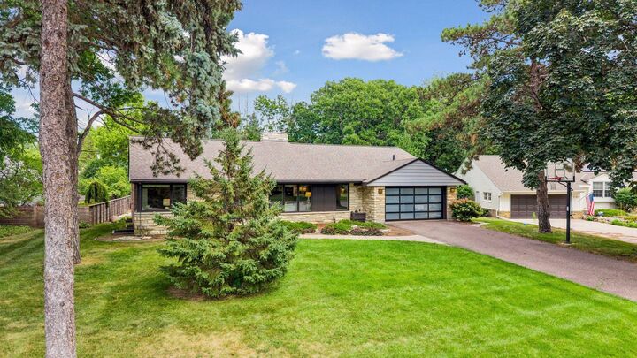 Property Photo: 2096 Lower Saint Dennis Road MN 55116