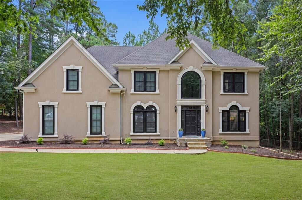 Property Photo:  200 Dewdrop Court  GA 30022 