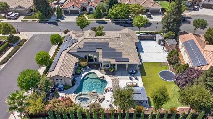 Property Photo:  1945 N Greenfield Avenue  CA 93619 