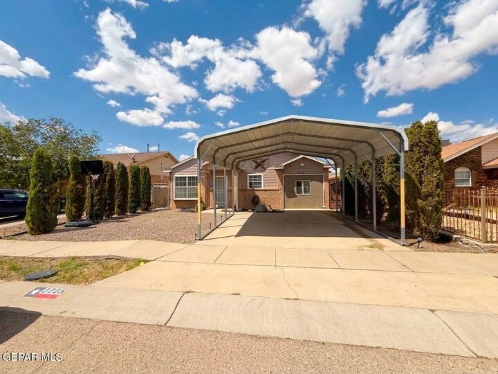 Property Photo: 2205 Tierra Bonita Way TX 79938