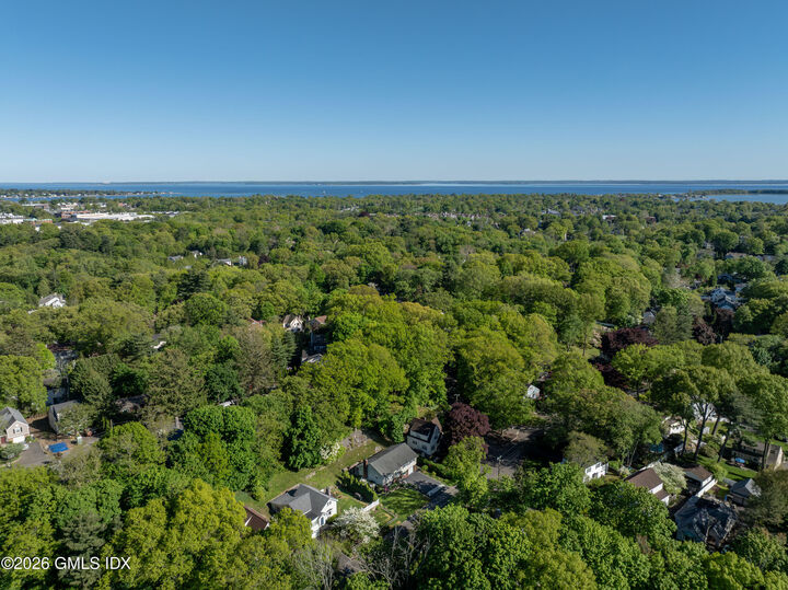 Property Photo:  61 Center Drive  CT 06870 