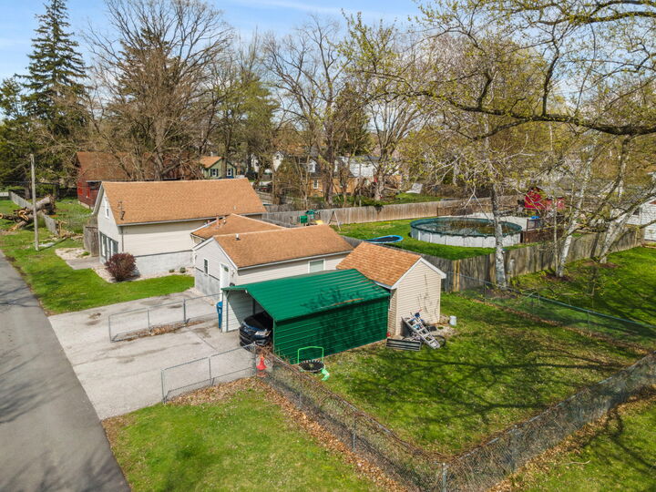 Property Photo:  656 S 4th Street  IN 46304 