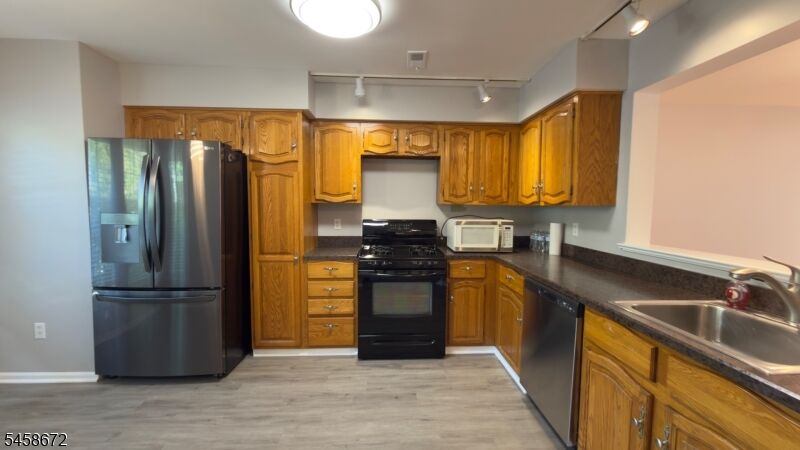 Property Photo:  53 Woodledge Ct  NJ 07866 