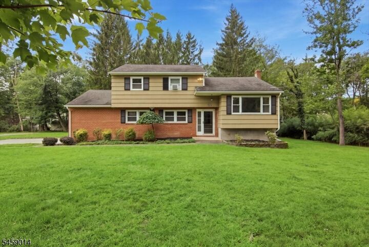 Property Photo:  39 Park Rd  NJ 07054 