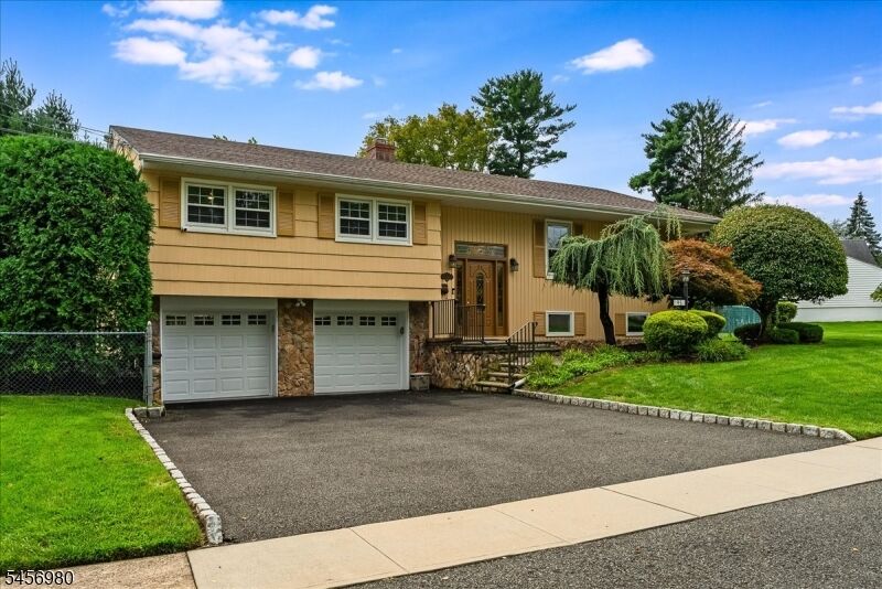 Property Photo:  45 Michael Dr  NJ 07090 