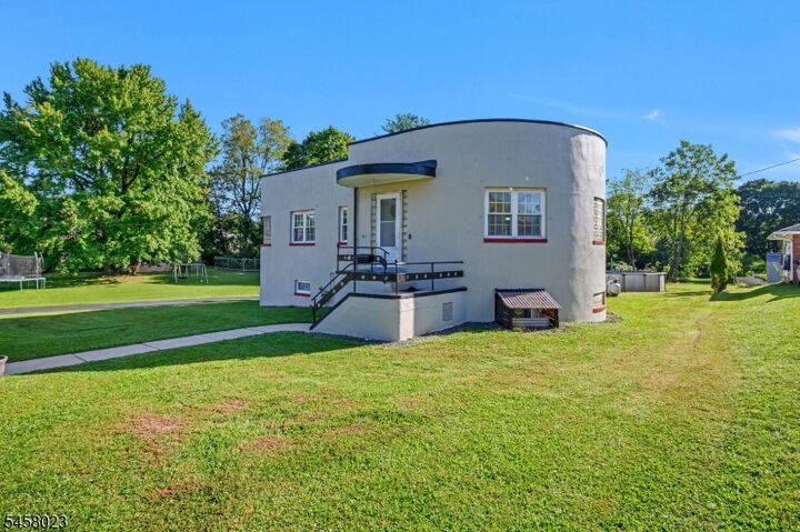 Property Photo:  48 Elwood Ave  NJ 08822 