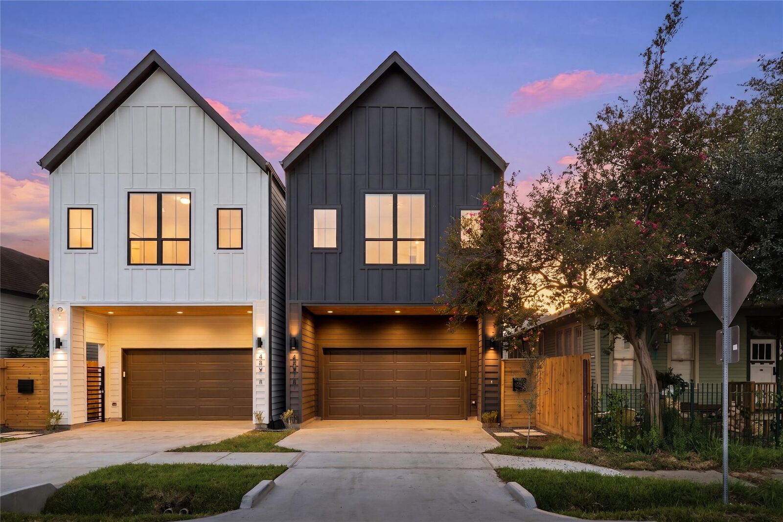 Property Photo: 409 Walton Street B TX 77009