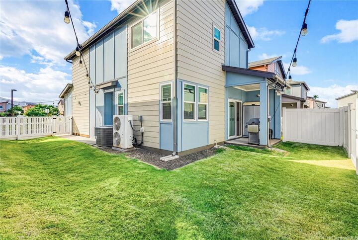 Property Photo:  91-1641 Honouliuli Street 39  HI 96706 