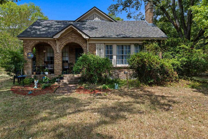 Property Photo: 6911 N US Hwy 79 TX 75639