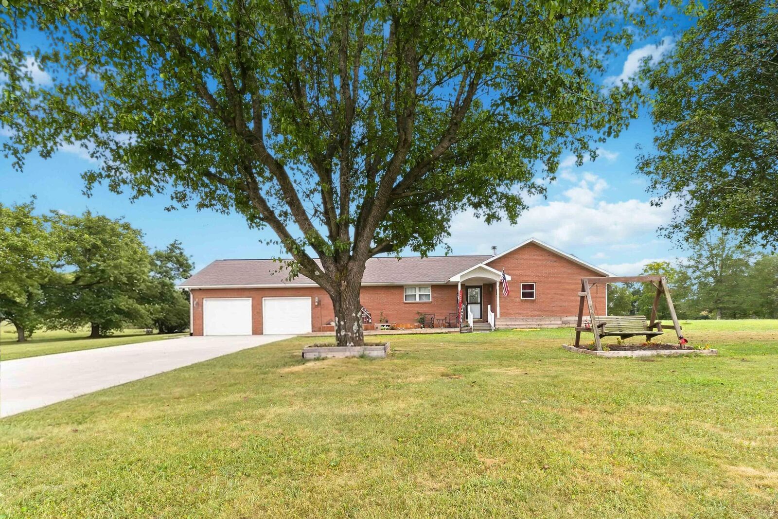 Property Photo: 137 Butcher Estates Road KY 42642