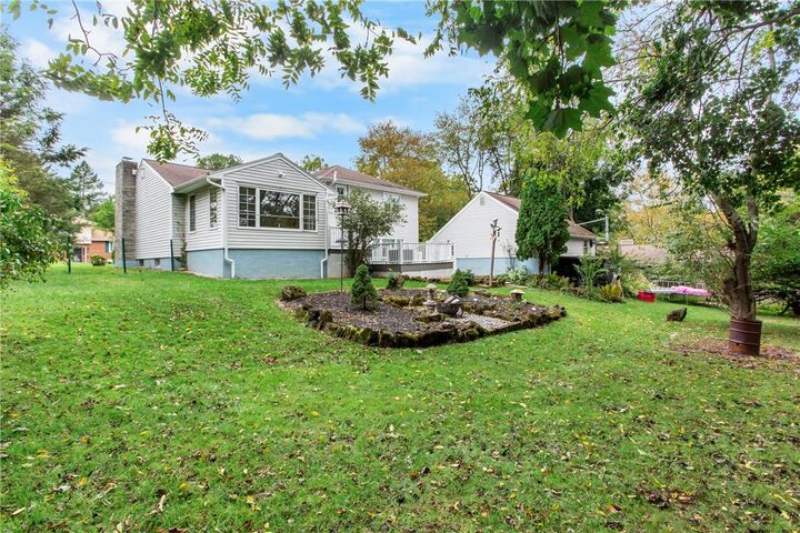 Property Photo:  210 Jonathan Drive  PA 18045 