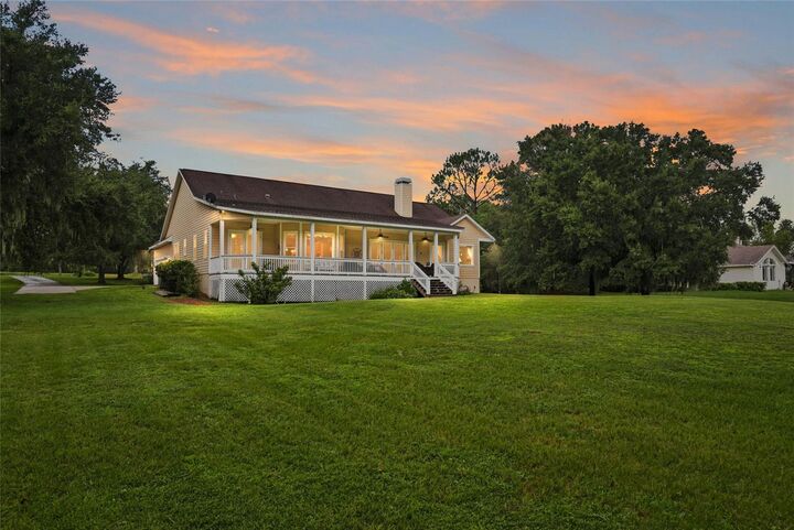 Property Photo: 18350 Hancock Bluff Road FL 33523