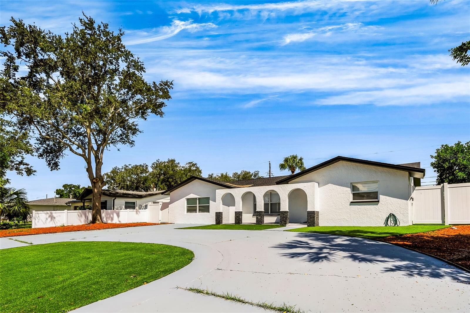 Property Photo:  1077 40th Avenue NE  FL 33703 