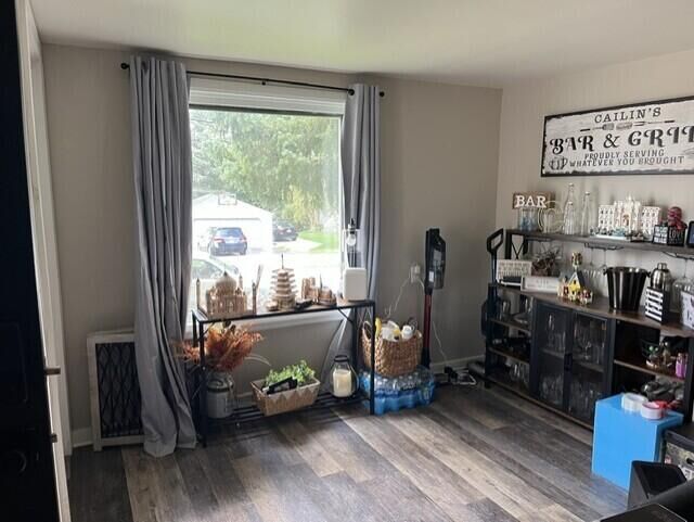 Property Photo:  1405 Elder St  WI 53188 