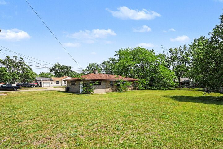 Property Photo:  1635 Roberts Street  MI 49442 