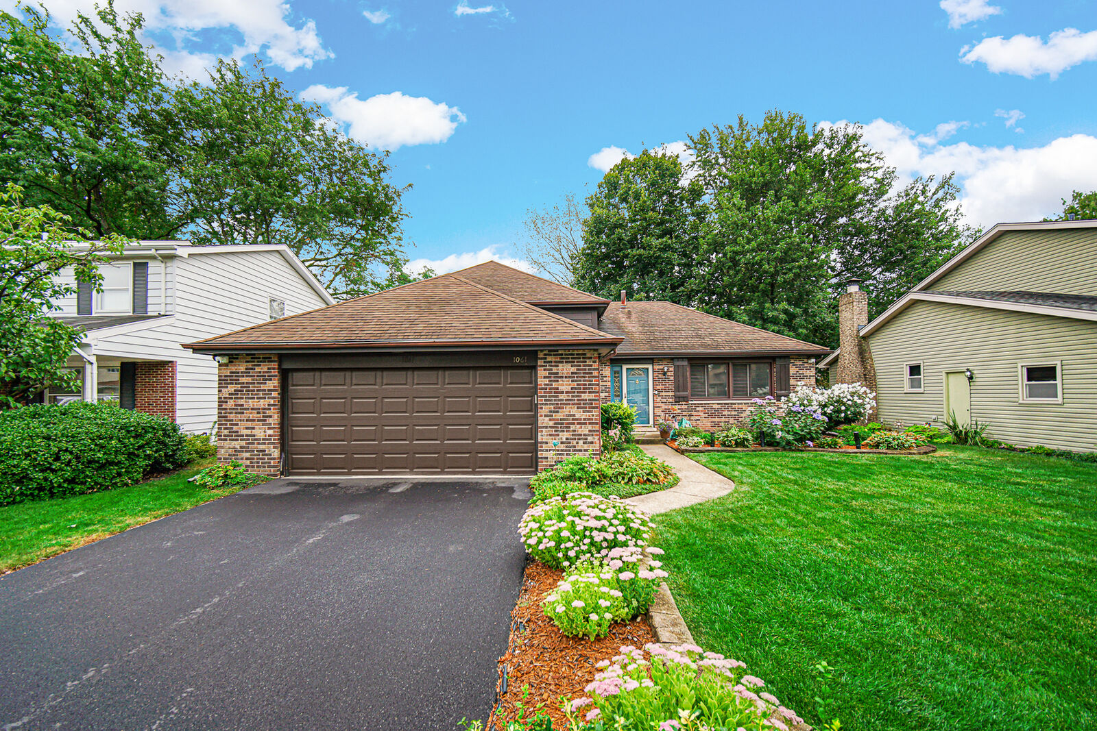Property Photo: 1061 185th Place IL 60430