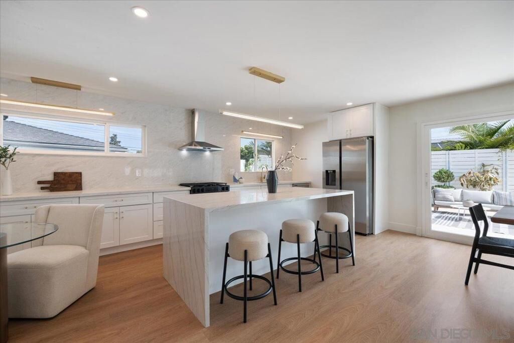 Property Photo:  3345 Stadium Ct  CA 92122 