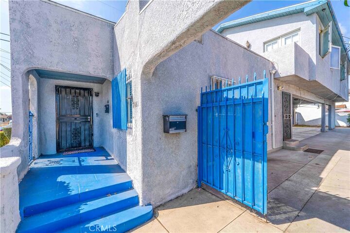 Property Photo:  8463 S Halldale  CA 90047 