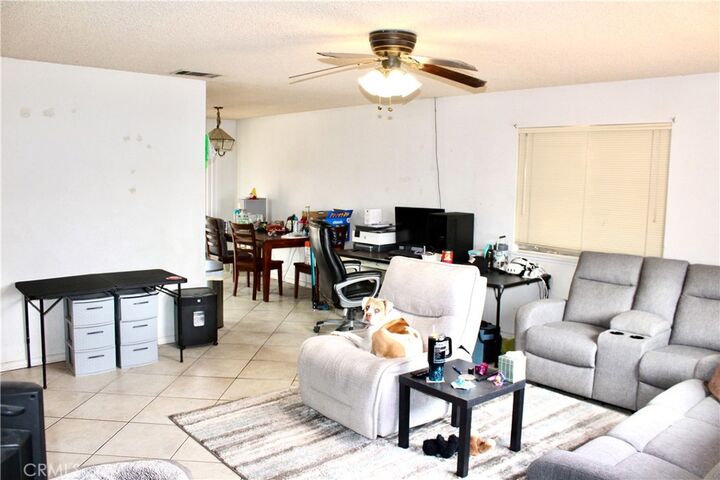Property Photo: 951 Chateau Way CA 92311
