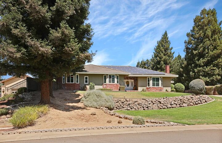 Property Photo:  10117 Del Almendra Drive  CA 95361 