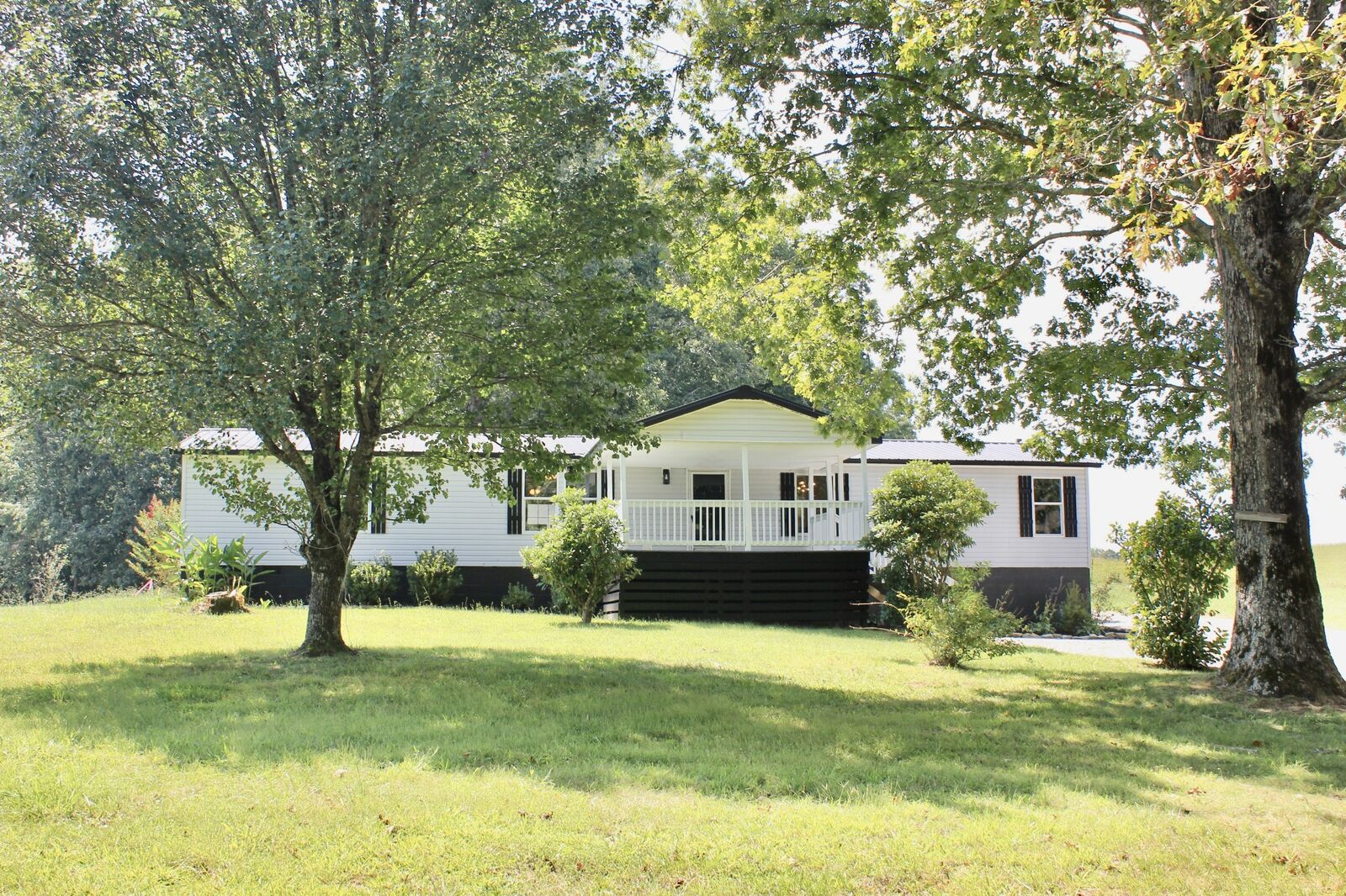 Property Photo:  2745 Summerfield Rd  TN 37356 