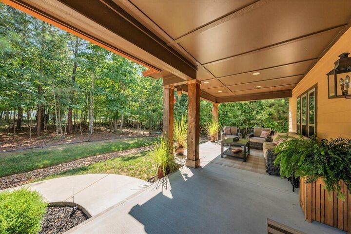 Property Photo:  670 Cherokee Path  TN 37347 