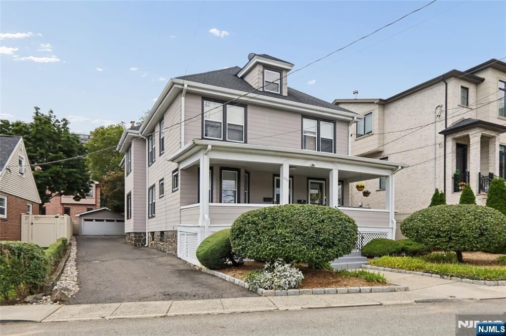 Property Photo:  290 Columbia Avenue  NJ 07024 