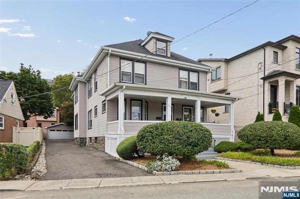 Property Photo:  290 Columbia Avenue  NJ 07024 