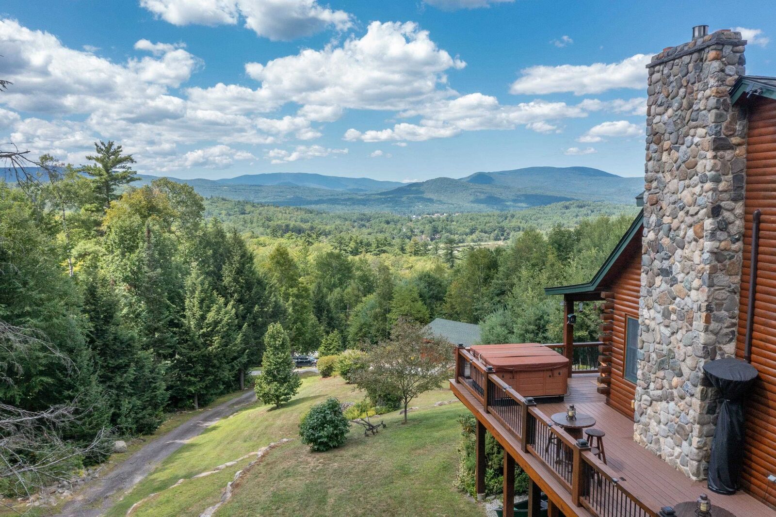 Property Photo: 47 Cindys Lane NH 03223