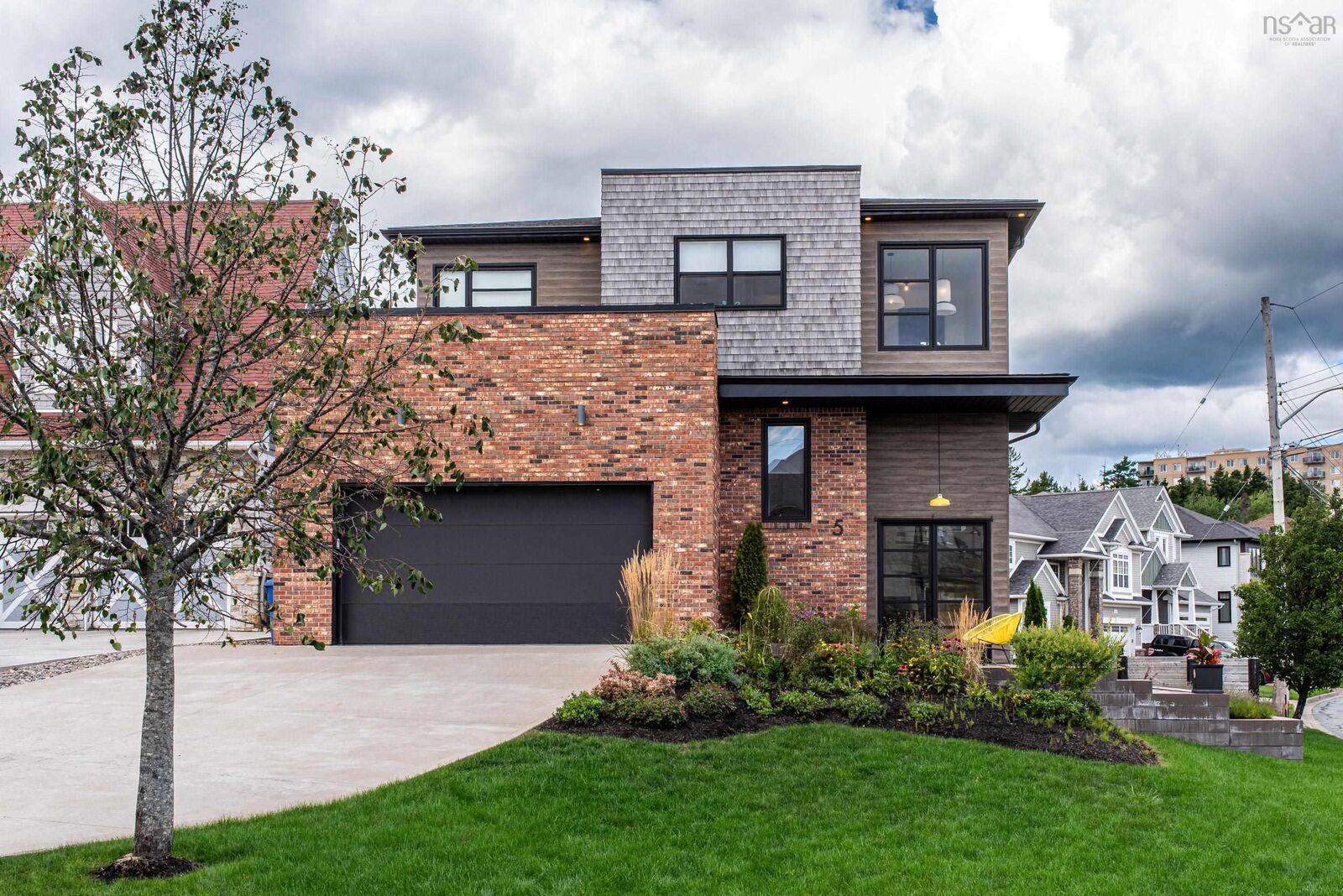 Property Photo:  5 Lauderdale Court  NS B3S 0C8 