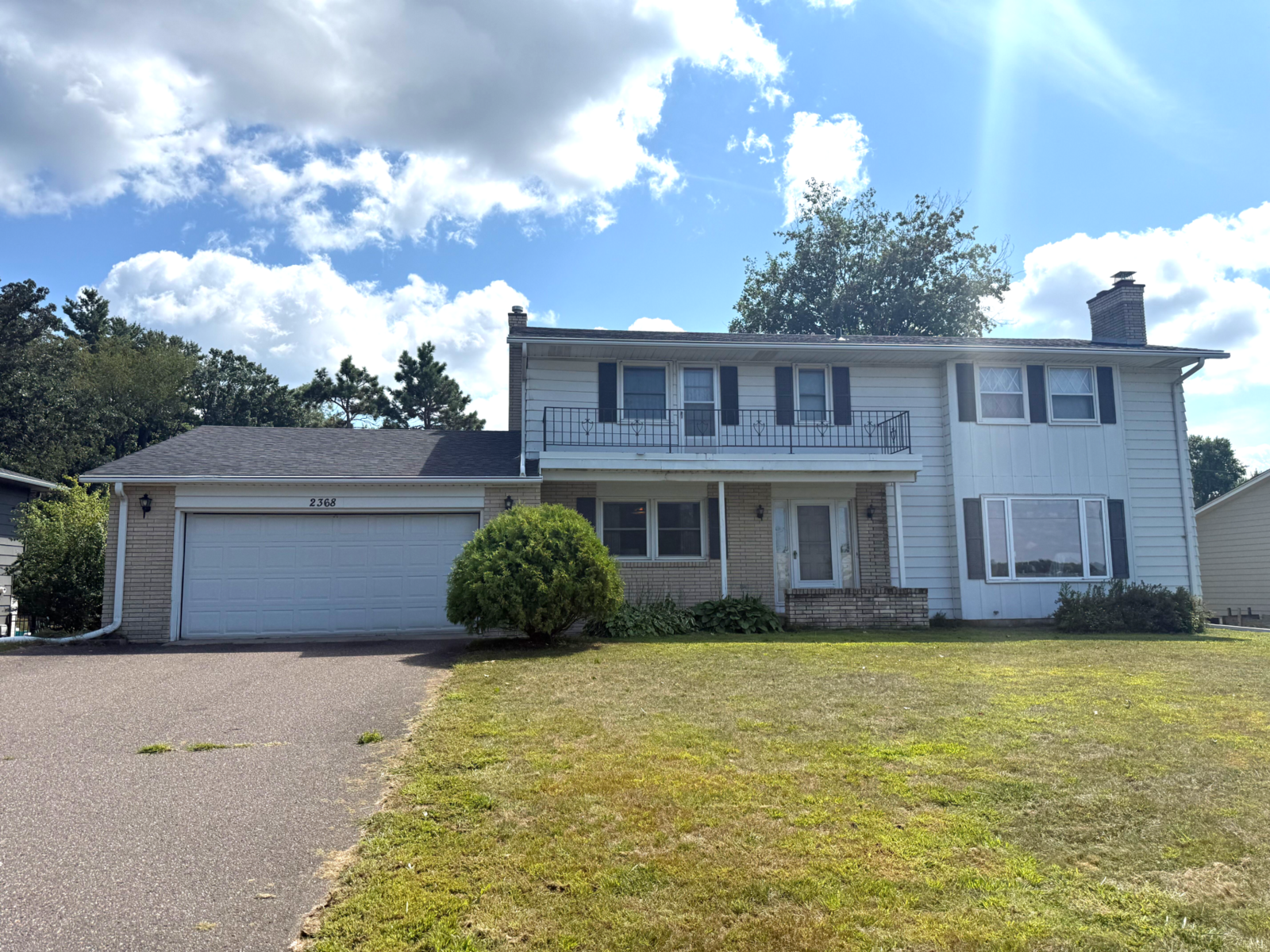 Property Photo: 2368 S Shore Boulevard MN 55110