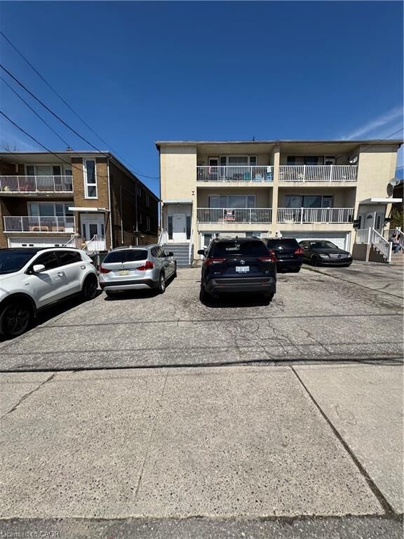 Property Photo:  1364 Wilson Avenue  ON M3M 1H8 