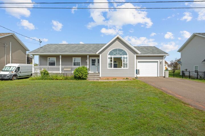 Property Photo:  27 Doiron Drive  PE C1E 0A7 