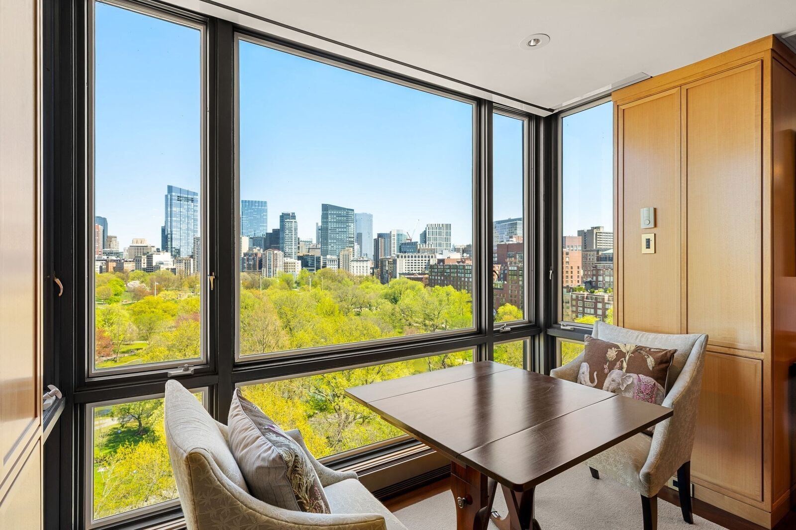 Property Photo: 2 Commonwealth Ave 14-B MA 02116
