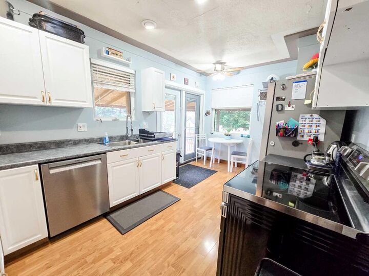 Property Photo:  5033 6 Avenue  AB T7E 1N7 