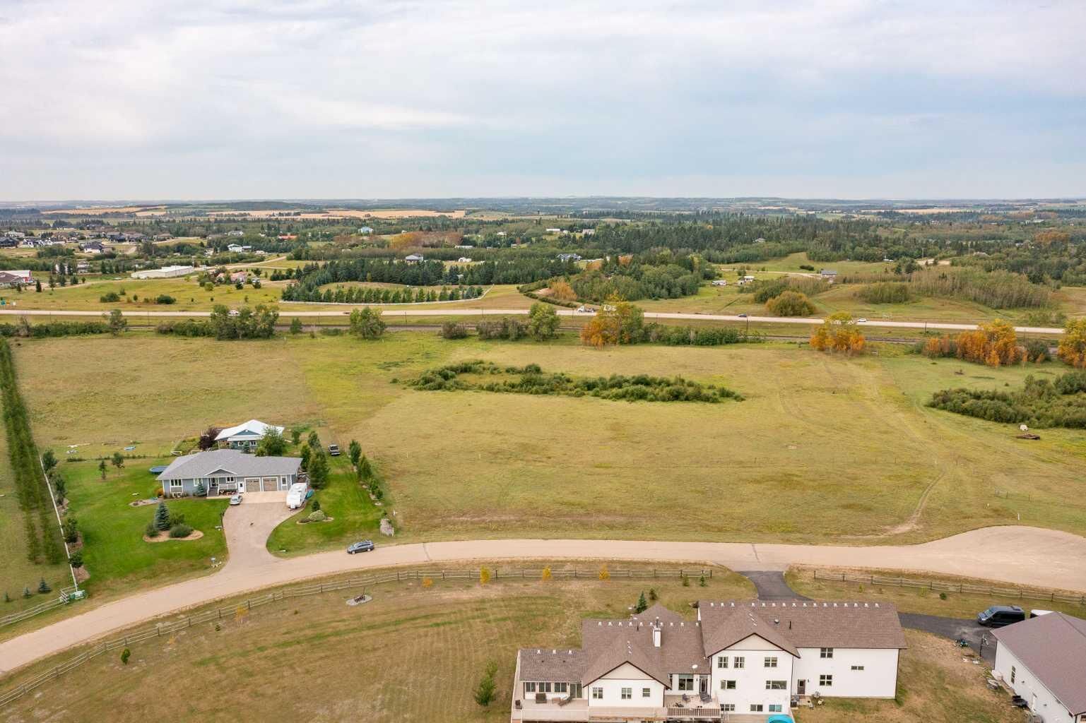 Property Photo:  420060 Range Road 261 13  AB T4L 2N5 