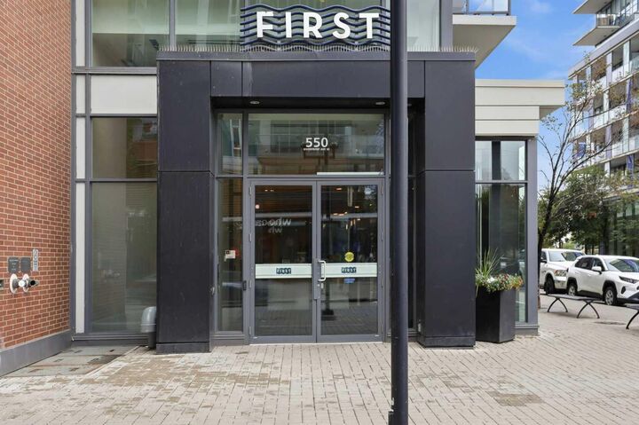 Property Photo:  550 Riverfront Avenue SE 1301  AB T2G 1C3 