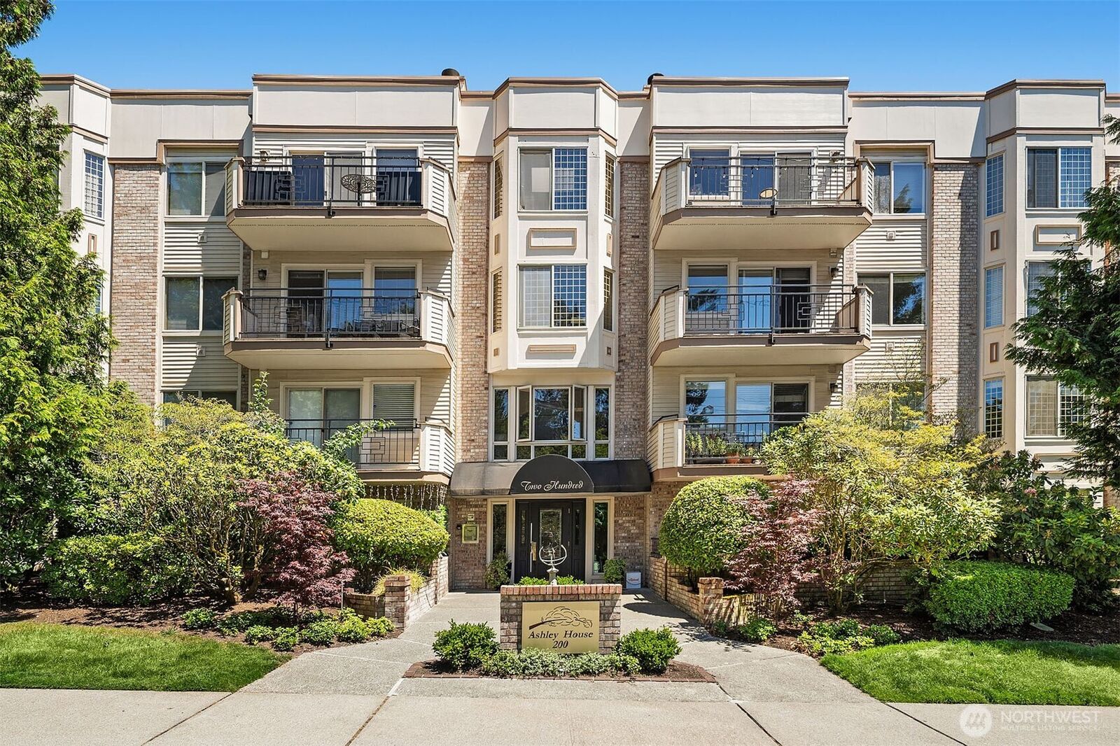 Property Photo: 200 99th Avenue NE 28 WA 98004