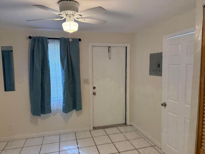 Property Photo: 91 NE 6th Court FL 33441