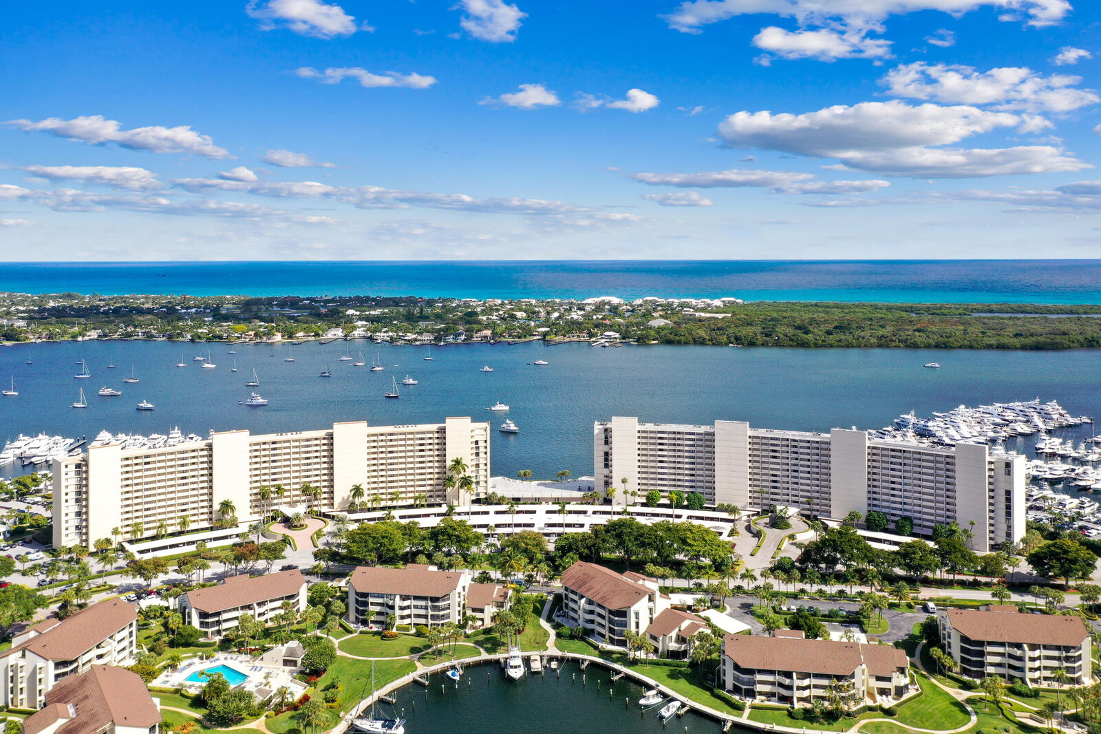 Property Photo:  134 Lakeshore Drive 814  FL 33408 