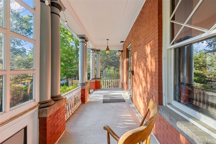 Property Photo:  725 N Downing Street  CO 80218 