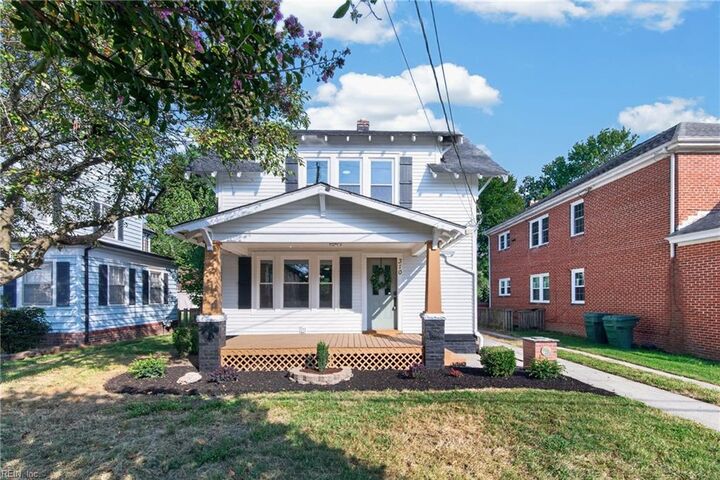 Property Photo:  310 S Main St  VA 23434 