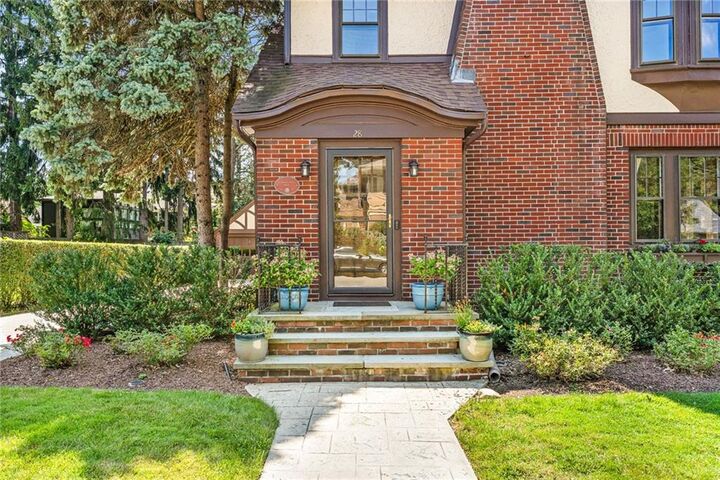 Property Photo: 28 Kenilworth Way RI 02860