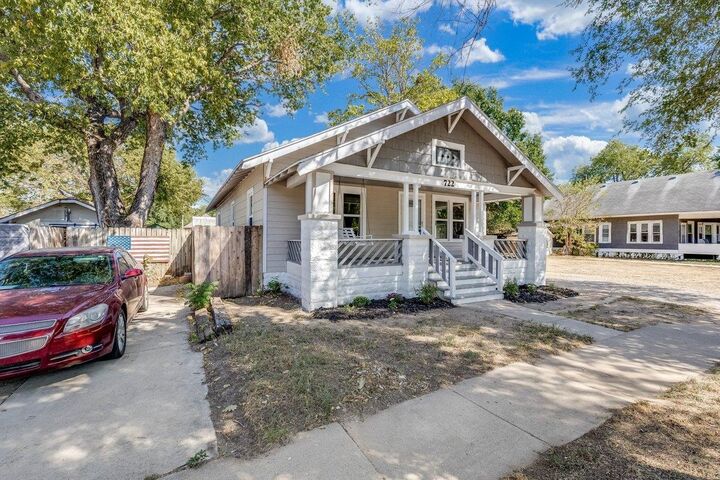 Property Photo: 722 S Ida KS 67211