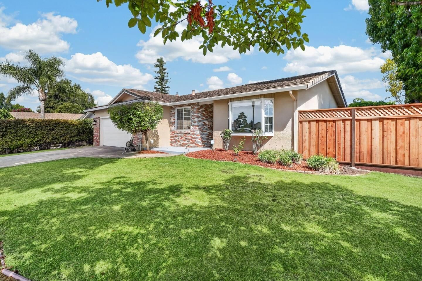 Property Photo:  2589 Royal Ann Court  CA 94587 